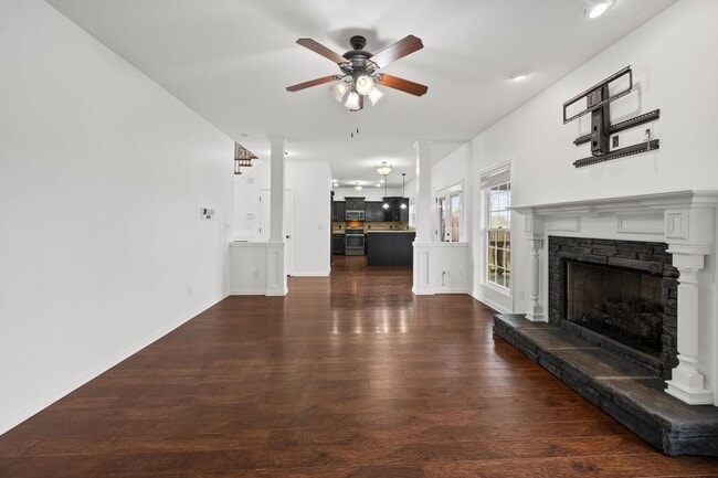 Building Photo - Move-In Special Available! Stunning Home with No Backyard Neighbors!