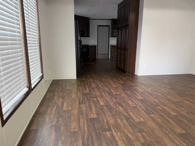 Building Photo - 102 Preston Dr