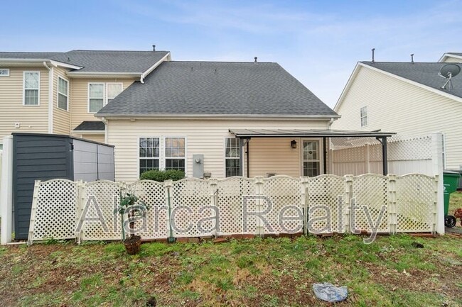 Building Photo - 4218 Amherst Villa Ct