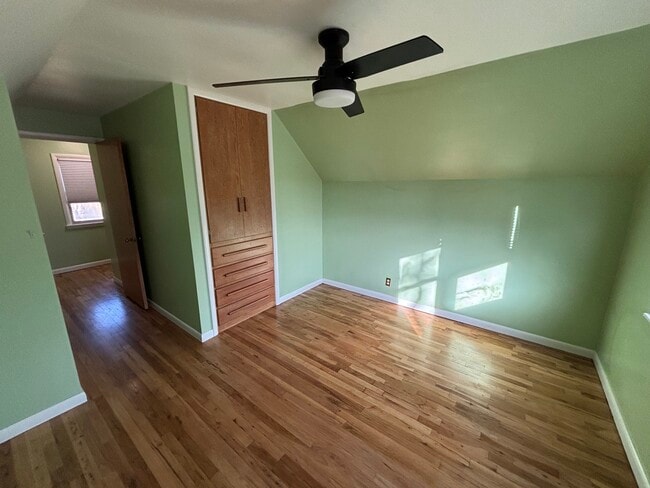 Building Photo - 1043 College Ln