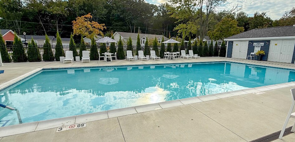 Building Photo - 10611 Lyons Ct