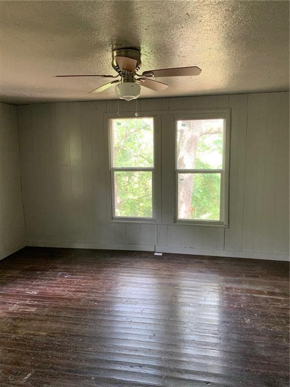 Building Photo - 477027 E 1060 Rd