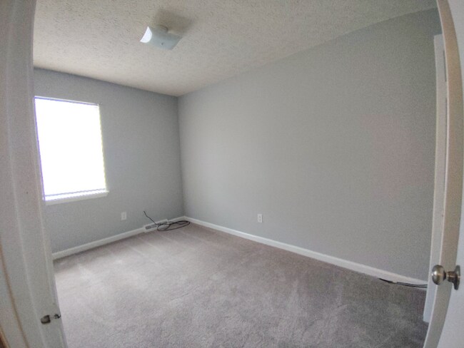 Building Photo - 16 Duiguid Dr