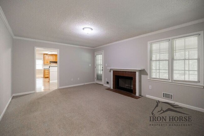 Building Photo - 8671 Macon Hwy