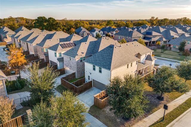 Building Photo - 630 Bridge St