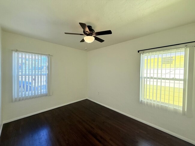 Building Photo - North Park 2/2+ Bonus room, garage and rea...