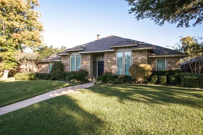 Primary Photo - 6935 Vista Willow Drive