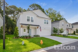 Building Photo - 2035 Dutton Island Oaks Wy