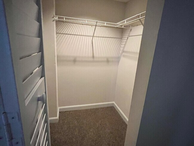 Building Photo - 8266 NW 24th St