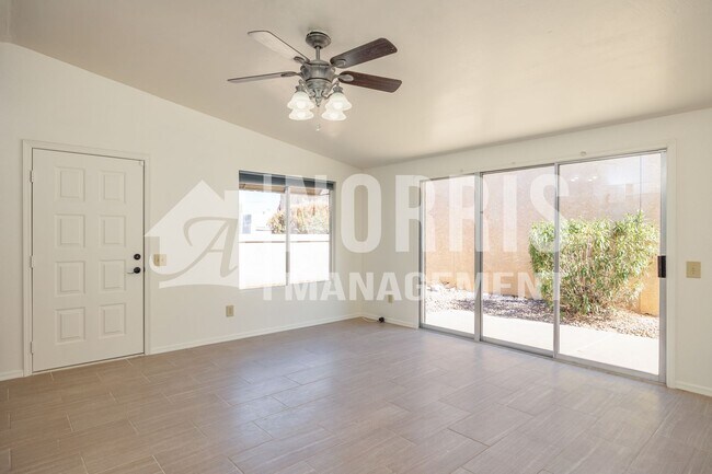 Building Photo - Cozy Home with No HOA and a Large NO Maintenance Backyard