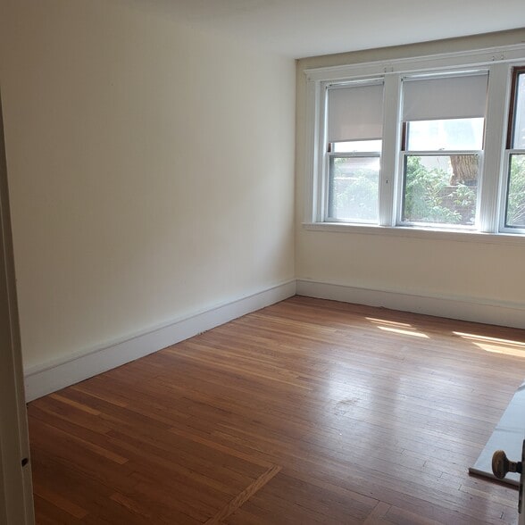 Building Photo - 2 Lothian Rd