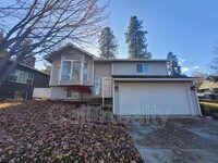 Building Photo - 1704 E 16th Ave