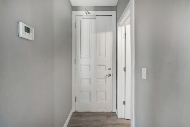 Building Photo - 4301 Olive St