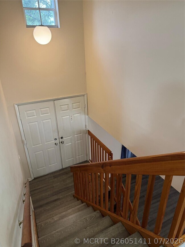 Building Photo - 4235 SW 72nd Way