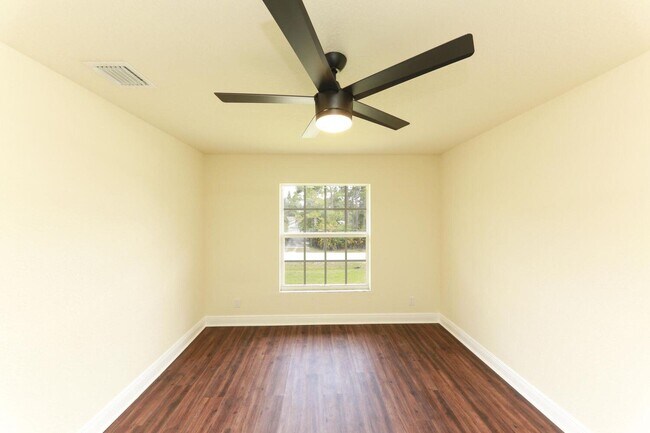 Building Photo - 87TH N St