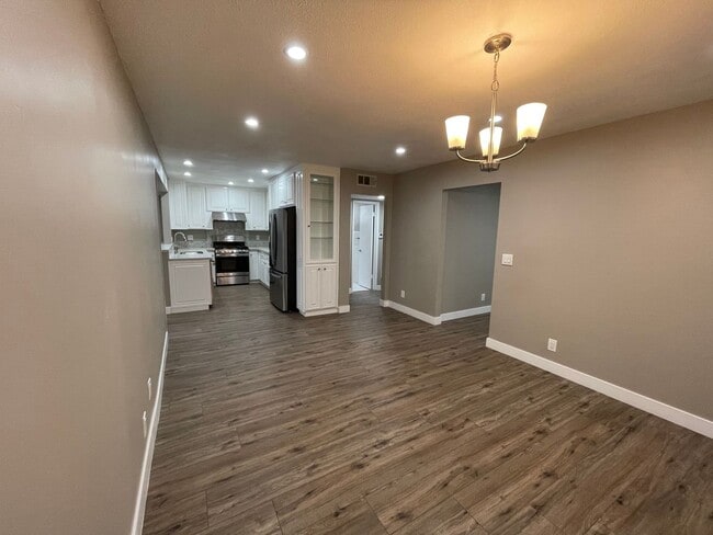 Building Photo - 5-Bedroom Carson 2-Story Home