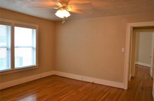 Building Photo - 1505 McDuffie St