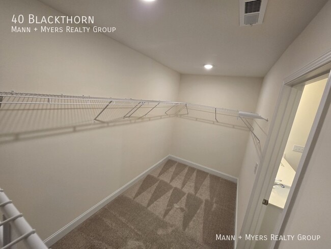 Building Photo - 40 Blackthorn-