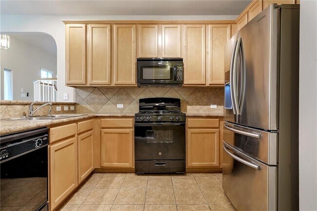 Building Photo - 9201 Brodie Ln