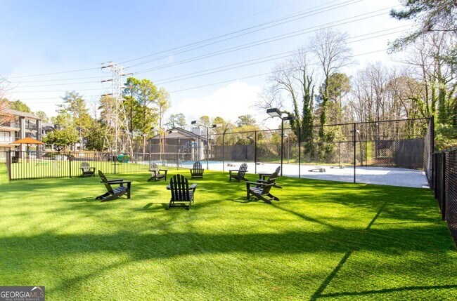 Building Photo - 2330 Cobb Pkwy SE