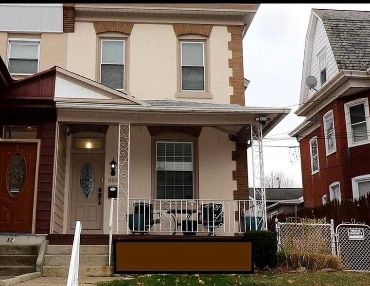 Building Photo - 321 Loney St