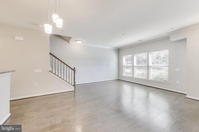 Building Photo - 645 Diamondback Dr