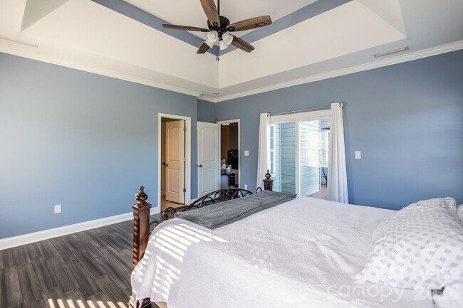 Building Photo - 141 Logan Ridge Dr