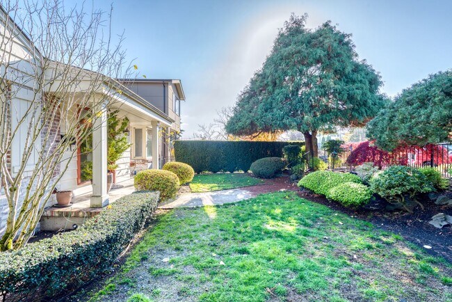 Building Photo - Magnolia Home