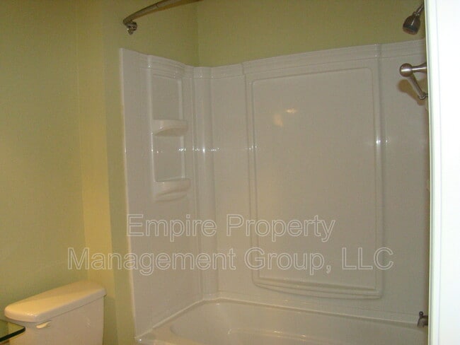 Building Photo - 1607 Willowby St