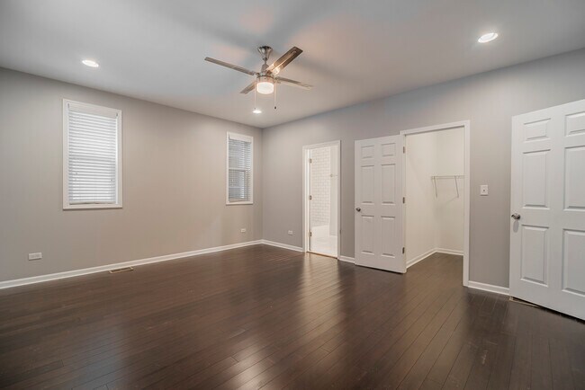 Building Photo - 1906 W 17th St