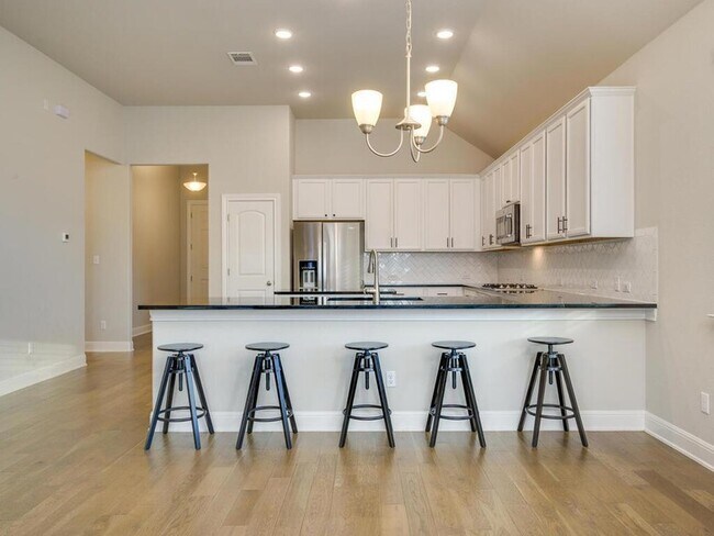 Building Photo - 2905 Coral Valley Dr