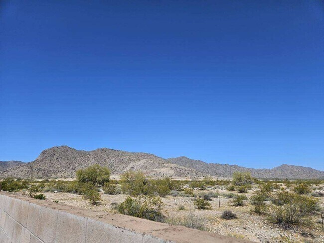 Building Photo - 20120 W Palo Verde Dr
