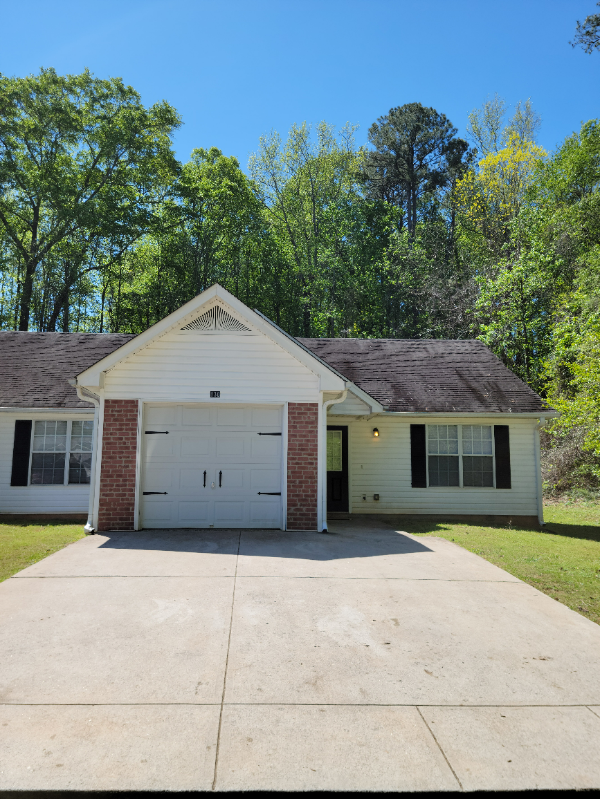 Primary Photo - 209 Wilson Mill Dr