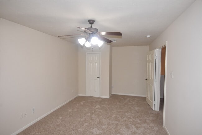 Building Photo - 1035 Junction Ct