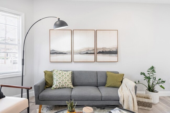 Building Photo - 35 Sagamore Ave