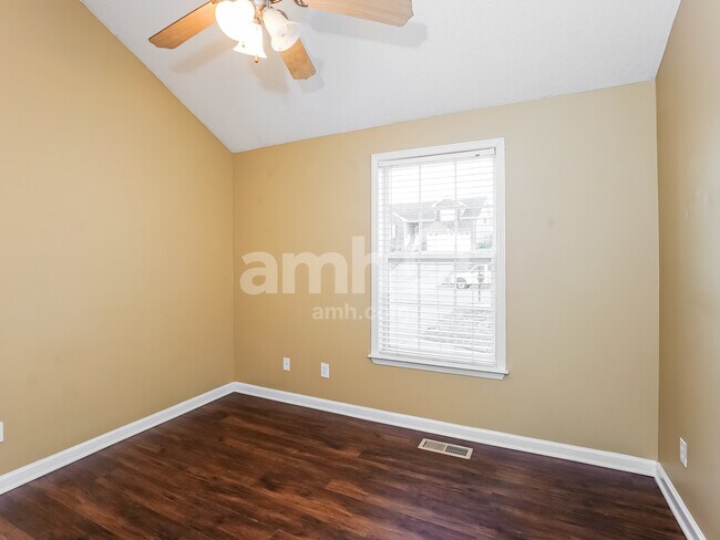 Building Photo - 1533 Cedar Springs Cir