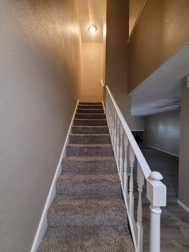 Building Photo - 2 story, 2 bed 2.5 bath townhome at Sagewo...