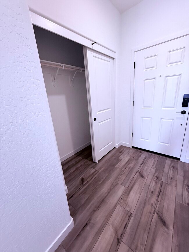 Building Photo - 6461 W Austin Wy