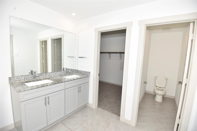 Building Photo - 1515 Cordelia Ct