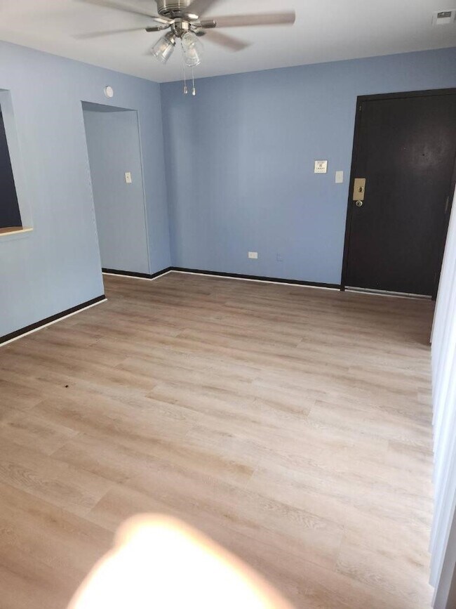 Building Photo - 1881 Michigan City Rd