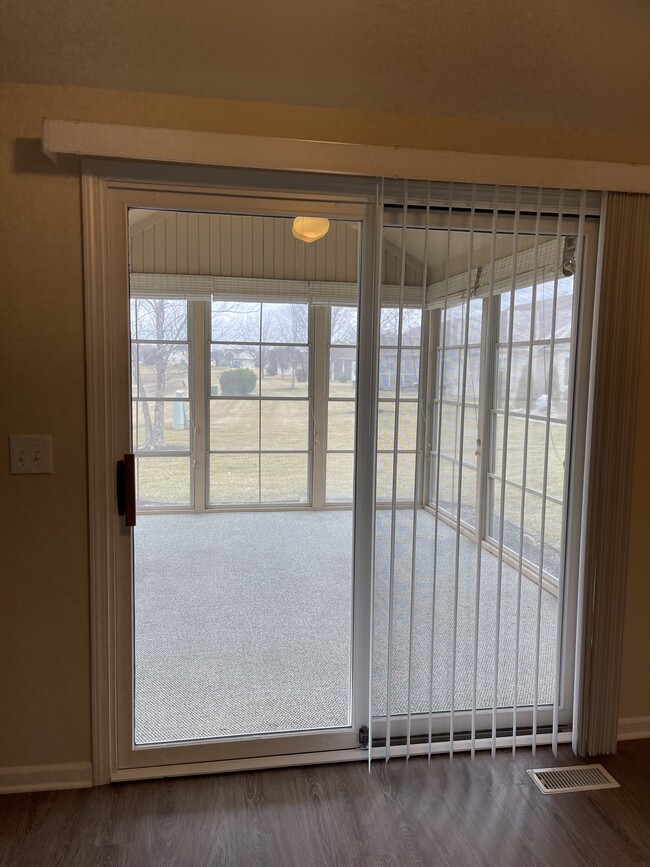 Building Photo - 5335 Blossom Ridge