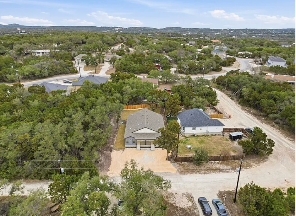 Building Photo - 1197 Chisolm Trail