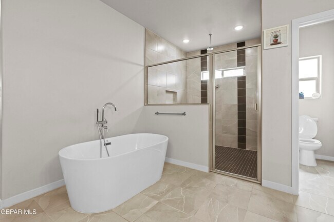 Building Photo - 12405 Northumberg Dr