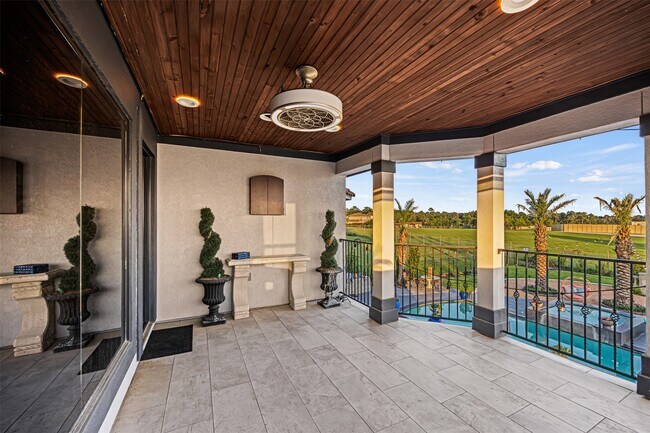 Building Photo - 12345 White Oak Point
