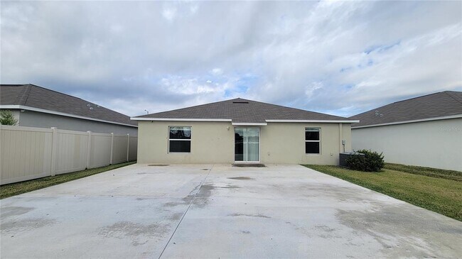 Building Photo - 2034 Broad Winged Hawk Dr