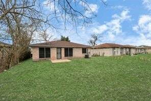 Building Photo - 12811 Glen Hollow Dr