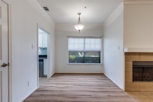Building Photo - 6006 Auburndale Ave