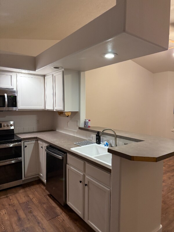 Building Photo - 1319 W Hasket Cir