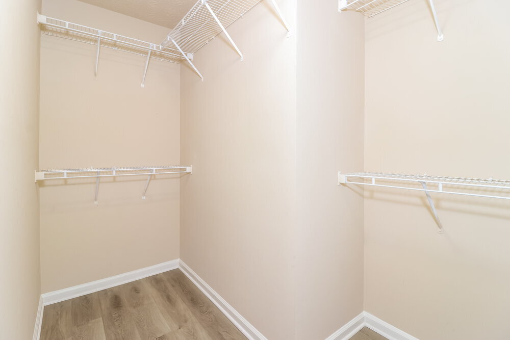 Building Photo - 1350 Enclave Way