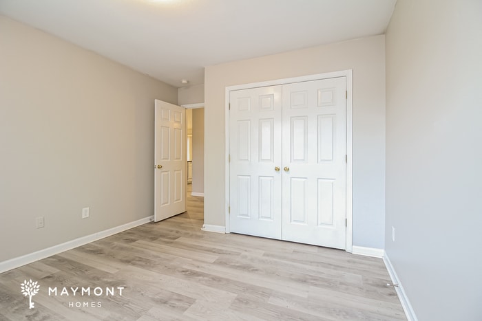 Building Photo - 302 Yukon Dr